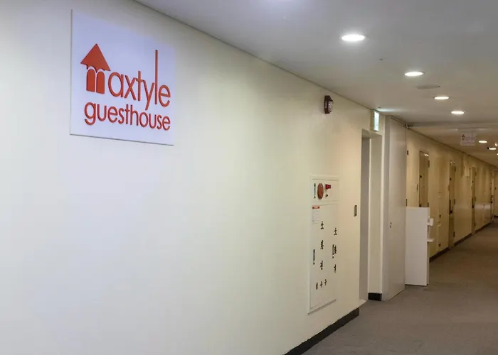 "grand Opened" Maxtyle Dongdaemun 首爾